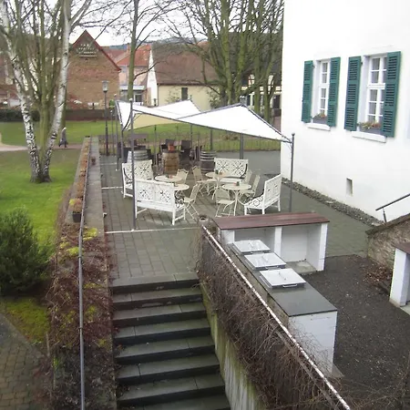 Prima Hotel Schloss Rockenhausen Hotel 3*