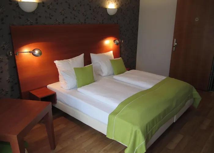 Prima Schloss מלון Rockenhausen